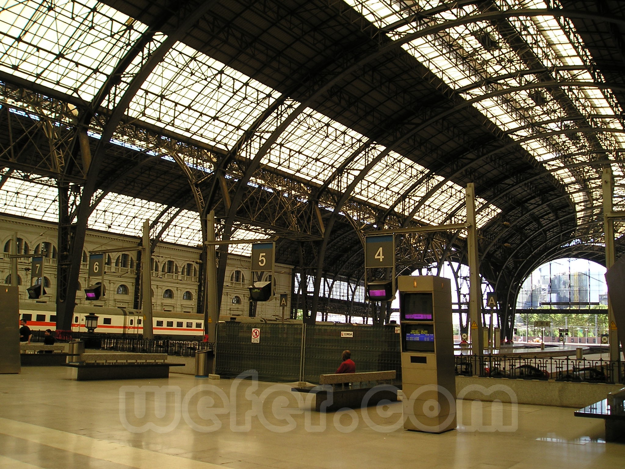 Renfe / ADIF: Barcelona - Estació de França