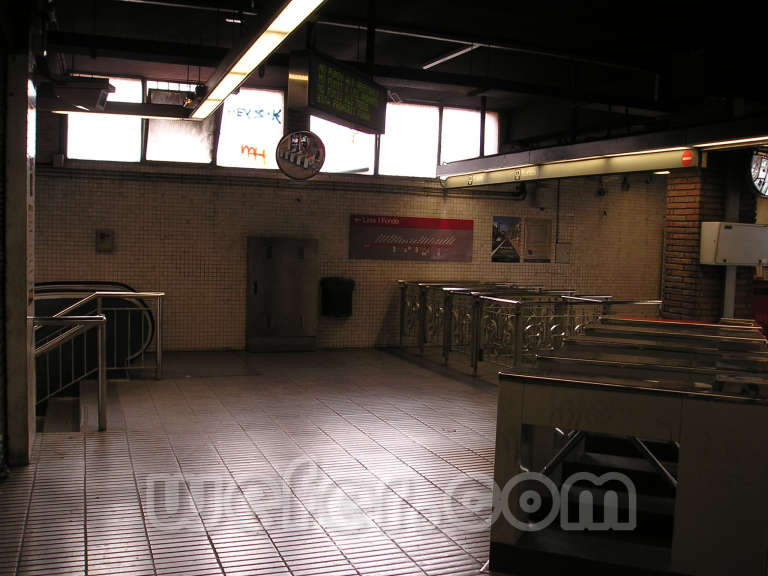 TMB Santa Eulàlia - Desembre 2004