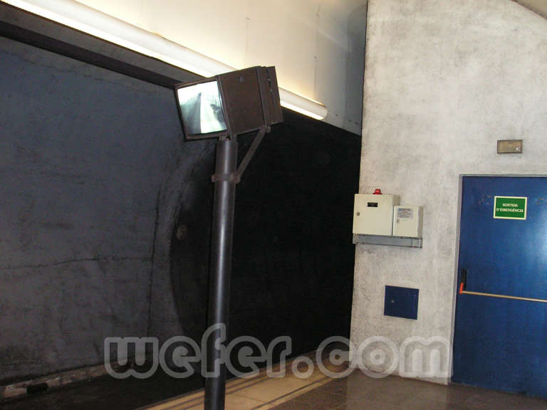 TMB Universitat - Febrer 2004