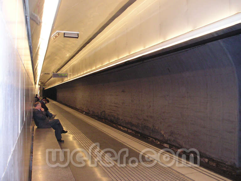 TMB Universitat - Febrer 2004