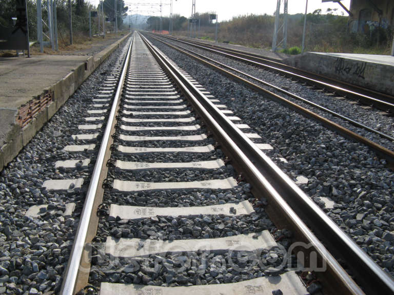 Renfe / ADIF: Sant Jordi Desvalls - 2011