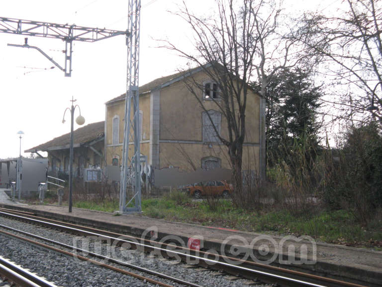 Renfe / ADIF: Sant Jordi Desvalls - 2011