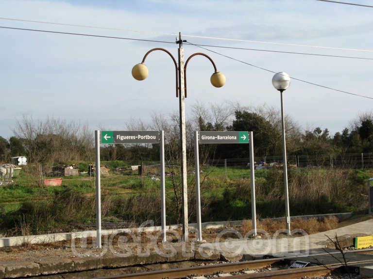 Renfe / ADIF: Sant Jordi Desvalls - 2011