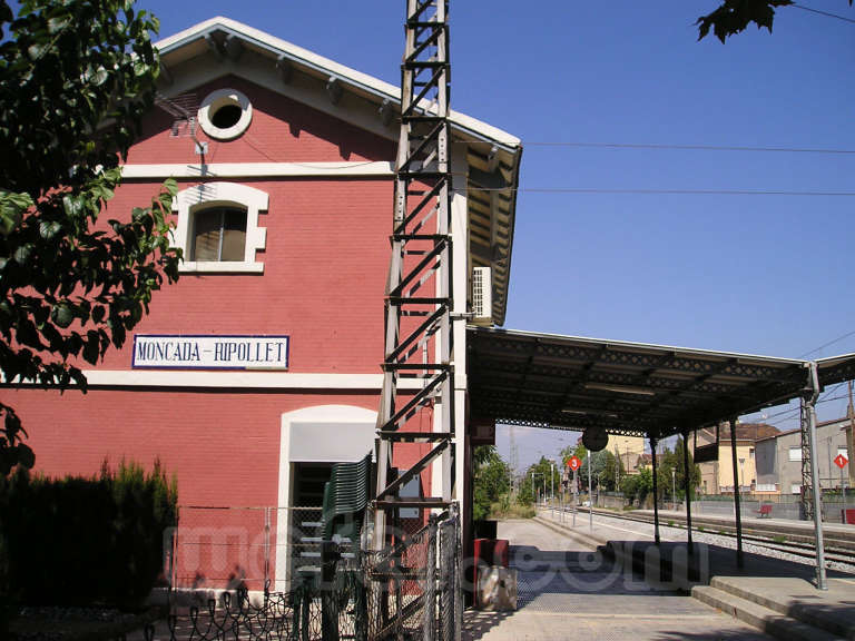 Renfe / ADIF: Montcada - Ripollet - 2005