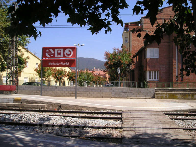 Renfe / ADIF: Montcada - Ripollet - 2005