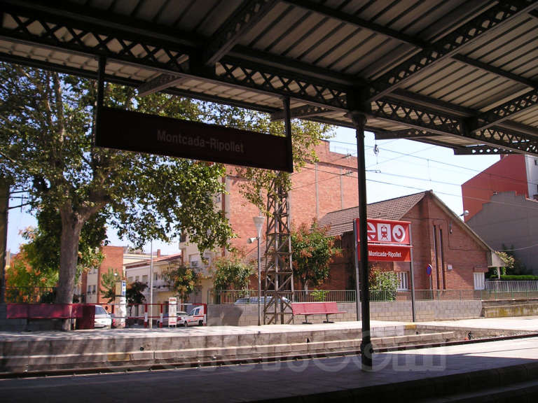 Renfe / ADIF: Montcada - Ripollet - 2005