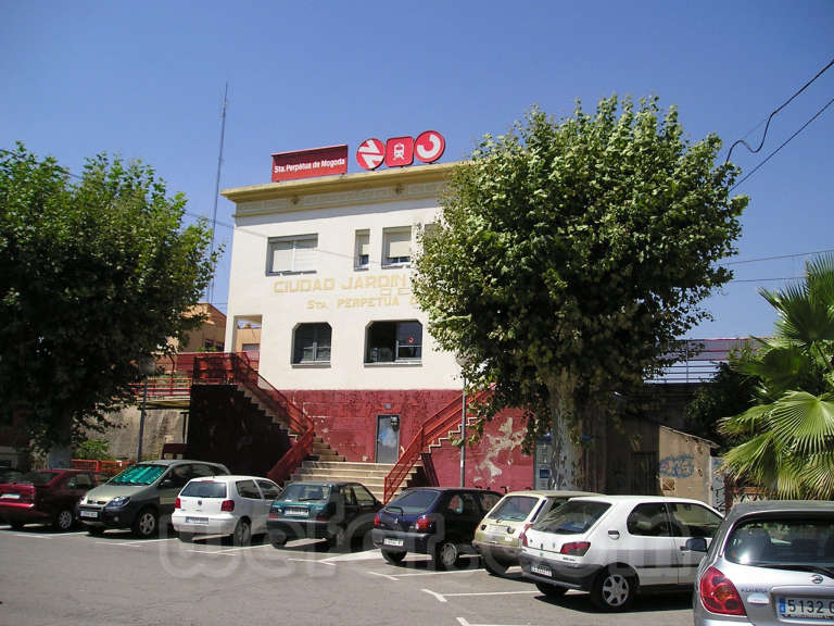 Renfe / ADIF: Santa Perpètua de Mogoda - 2005