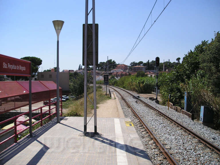 Renfe / ADIF: Santa Perpètua de Mogoda - 2005