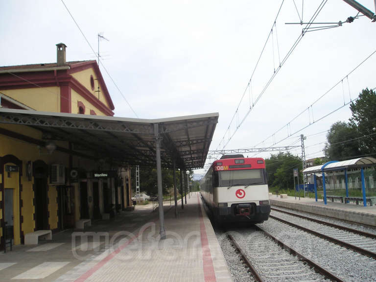 Renfe / ADIF: Manlleu - 2004