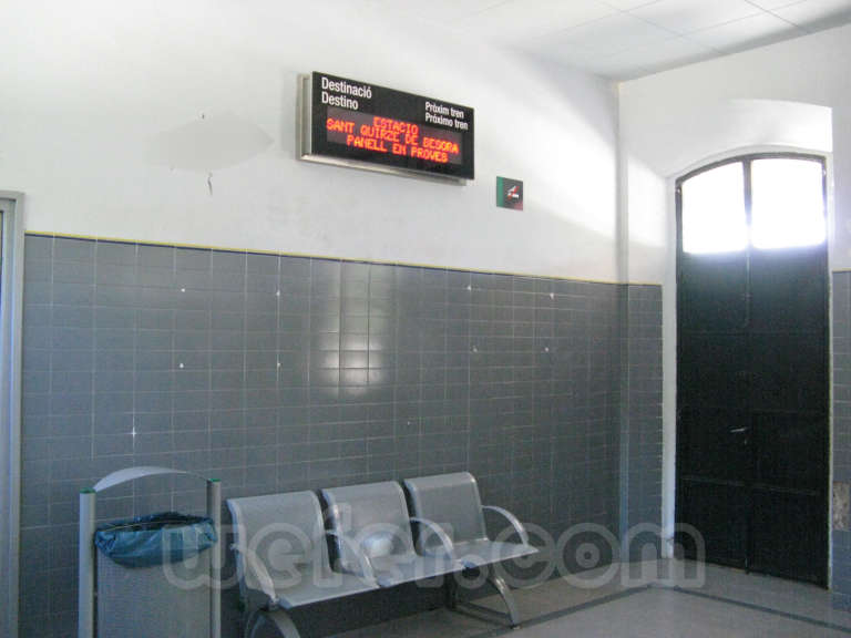 Renfe / ADIF: Sant Quirze de Besora - 2009