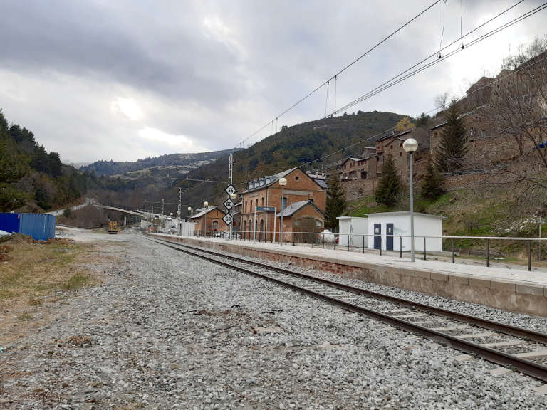 Renfe / ADIF: Toses - 2021