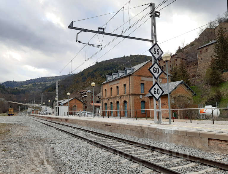 Renfe / ADIF: Toses - 2021