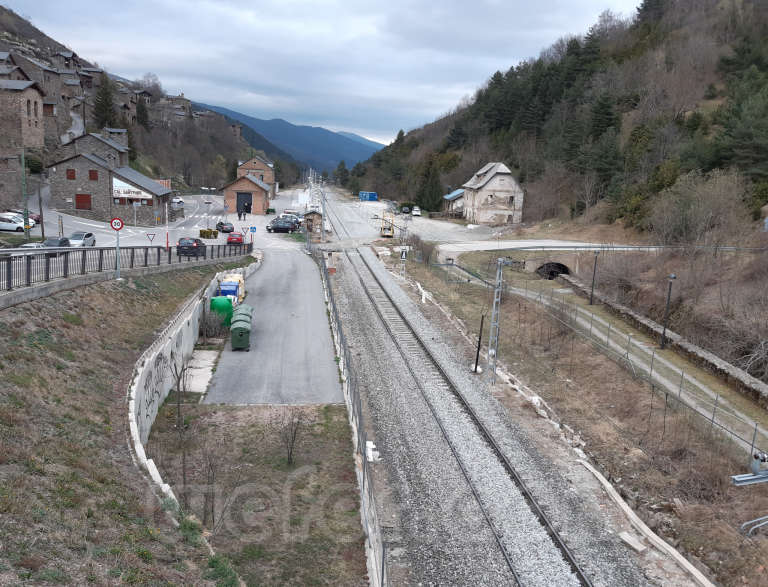 Renfe / ADIF: Toses - 2021