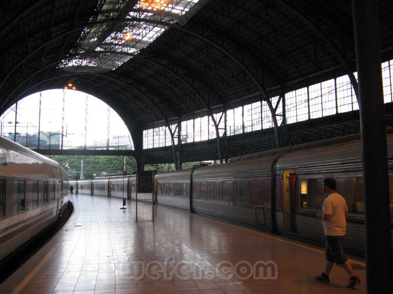 Renfe / ADIF: Barcelona - Estació de França - 2009