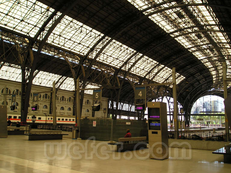 Renfe / ADIF: Barcelona - Estació de França - 2005