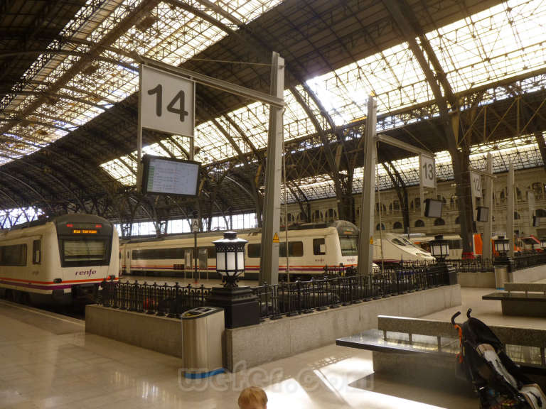 Renfe / ADIF: Barcelona - Estació de França - 2013