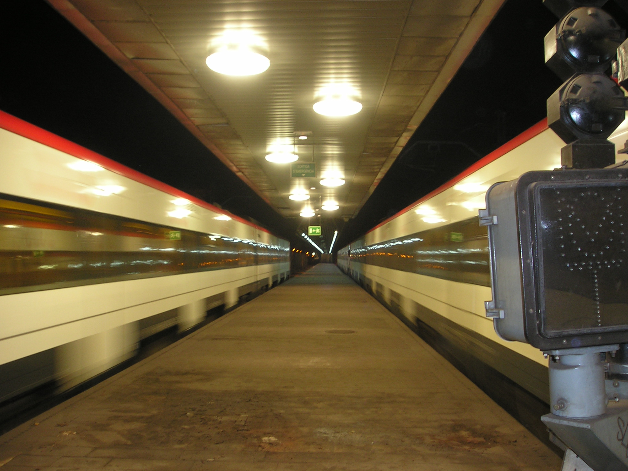 Renfe / ADIF: Barcelona - Pl. Catalunya