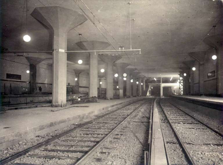 Renfe / ADIF: Barcelona - Plaça Catalunya
