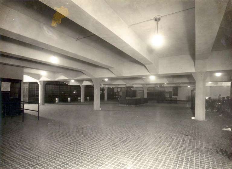 Renfe / ADIF: Barcelona - Plaça Catalunya