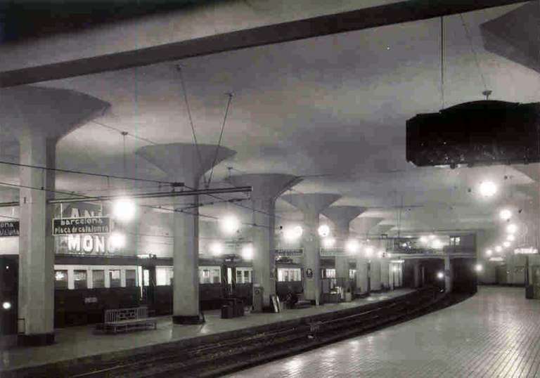 Renfe / ADIF: Barcelona - Plaça Catalunya