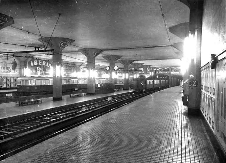 Renfe / ADIF: Barcelona - Plaça Catalunya