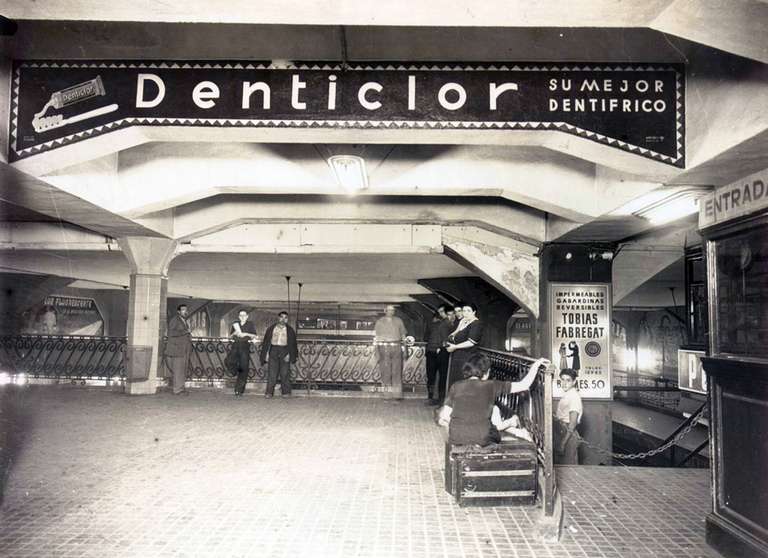 Renfe / ADIF: Barcelona - Plaça Catalunya