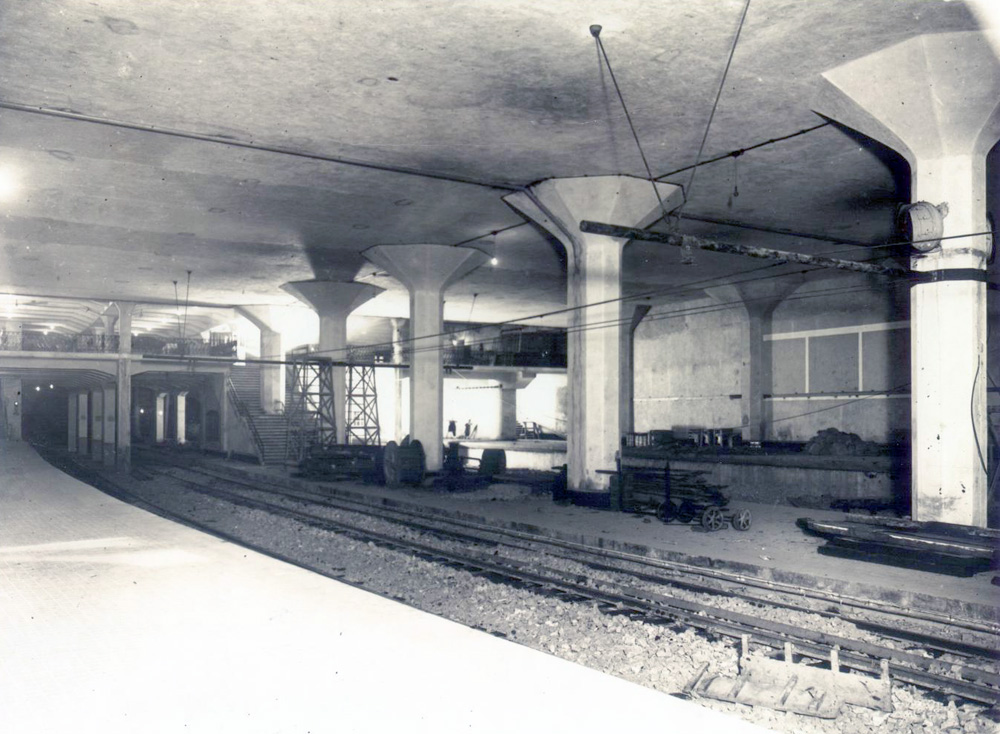 Estació Plaça Catalunya en construcció (1932)