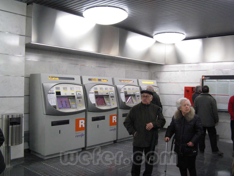 Renfe / ADIF: Barcelona - La Sagrera - Meridiana - 2011
