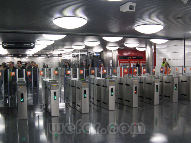 Renfe / ADIF: Barcelona - La Sagrera - Meridiana - 2011