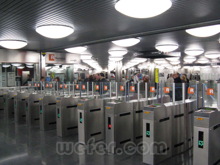 Renfe / ADIF: Barcelona - La Sagrera - Meridiana - 2011