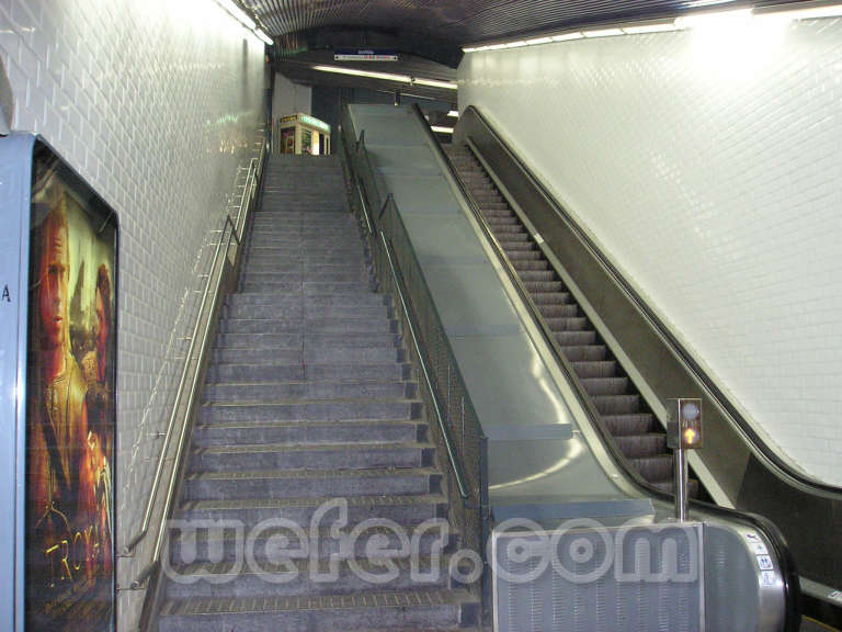 FGC Barcelona - Plaça Catalunya