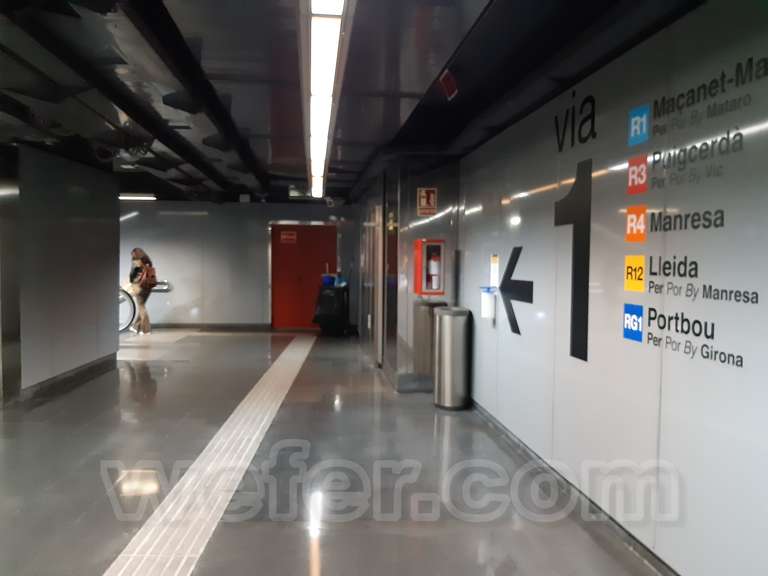 Renfe / ADIF: Barcelona - Arc de Triomf - 2021