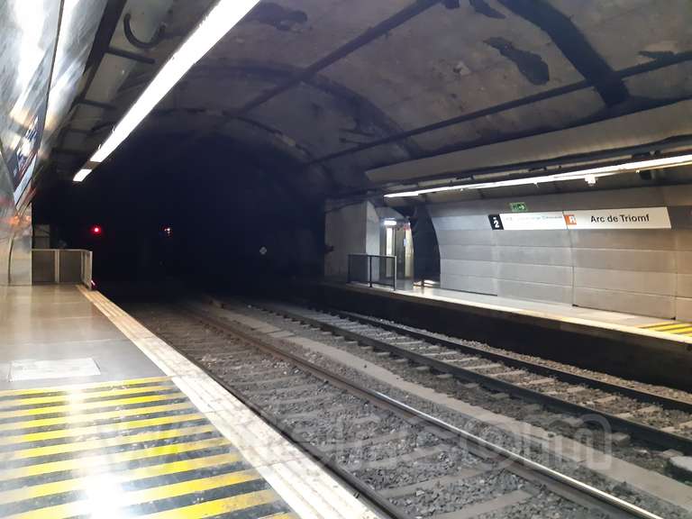 Renfe / ADIF: Barcelona - Arc de Triomf - 2021