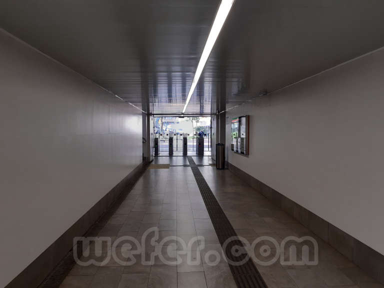 Renfe / ADIF: Barcelona - Torre del Baró - 2021