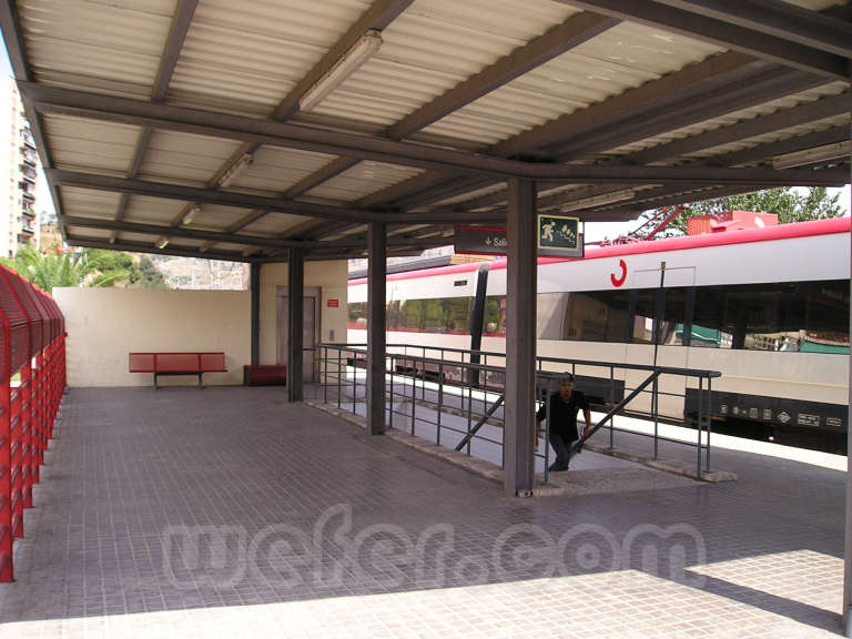 Renfe / ADIF: Barcelona - Torre del Baró - 2005