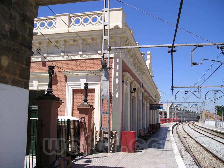 Renfe / ADIF: Cornellà - 2005