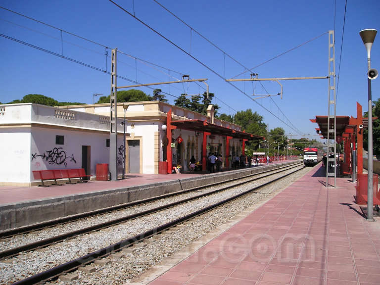 Renfe / ADIF: Sant Feliu de Llobregat - 2005