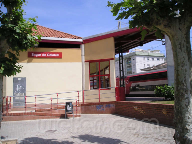 Renfe / ADIF: Segur de Calafell - 2006