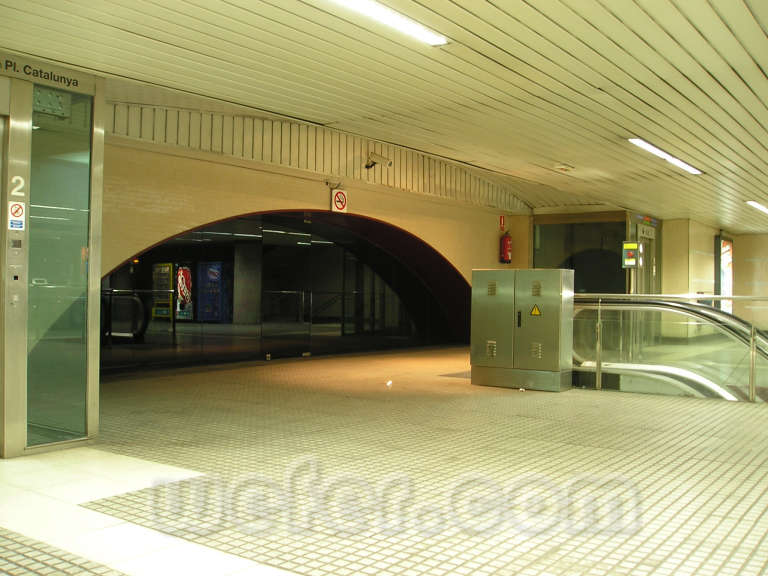 FGC Barcelona Muntaner - Agost 2004