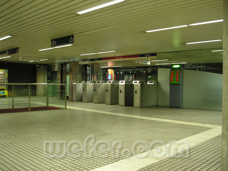 FGC Barcelona Muntaner - Agost 2004