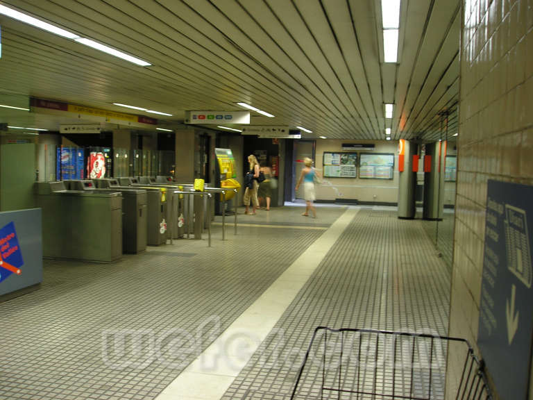 FGC Barcelona Muntaner - Agost 2004