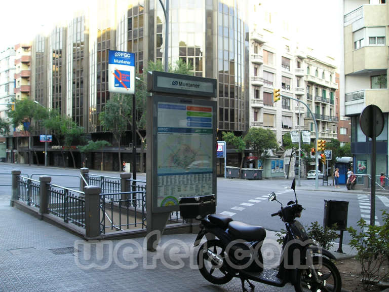 FGC Barcelona Muntaner - Agost 2004