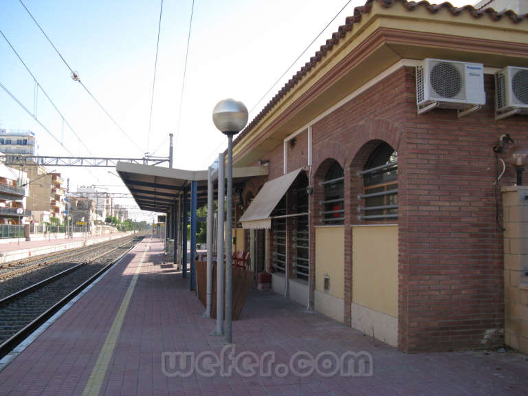 Renfe / ADIF: L'Ampolla - Perelló - Deltebre - 2009