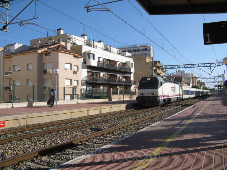 Renfe / ADIF: L'Ampolla - Perelló - Deltebre - 2009