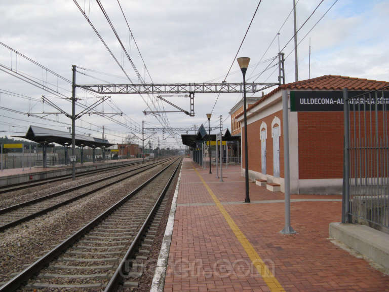 Renfe / ADIF: Ulldecona - Alcanar - La Sènia - 2010