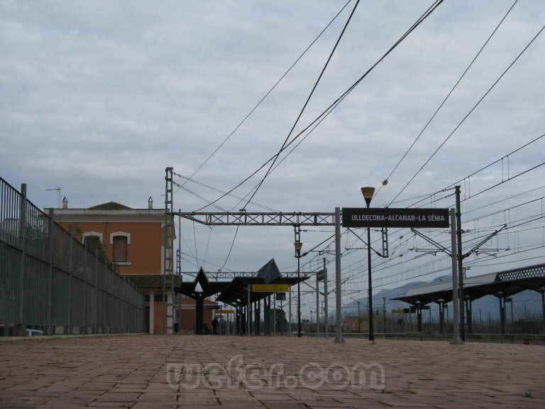 Renfe / ADIF: Ulldecona - Alcanar - La Sènia - 2010