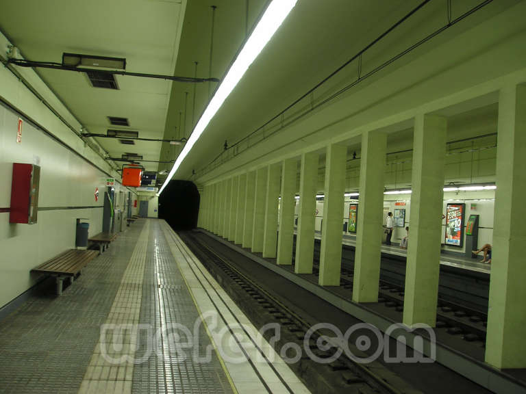 FGC Barcelona Les Tres Torres