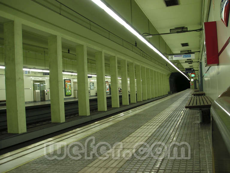 FGC Barcelona Les Tres Torres