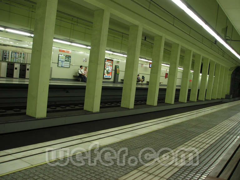 FGC Barcelona Les Tres Torres