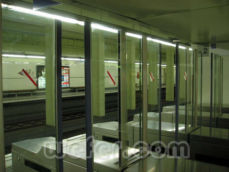 FGC Barcelona Les Tres Torres